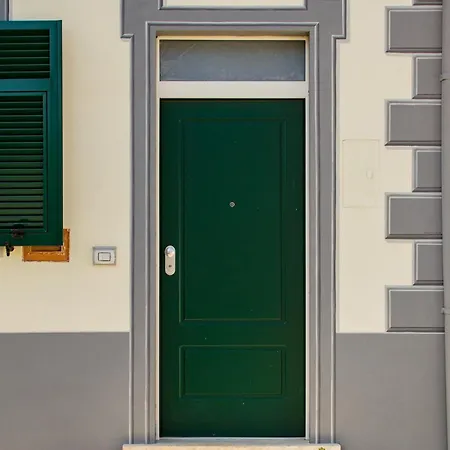 La Posta Di Cadimare - Chill In The Mezzanine Bedroom At A Former Post Office * Fezzano (Liguria)