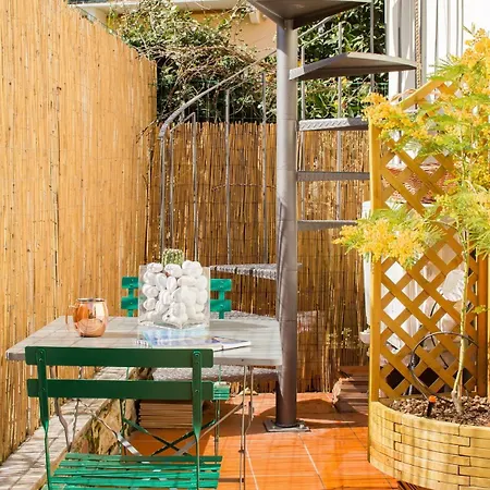Hébergement de vacances La Posta Di Cadimare - Chill In The Mezzanine Bedroom At A Former Post Office